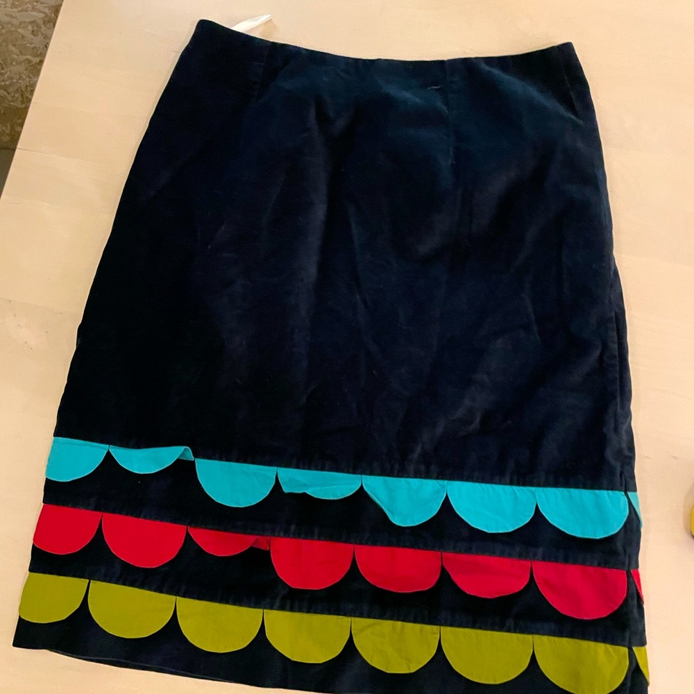 Boden size US 4 / UK 8 Velvet Navy Skirt